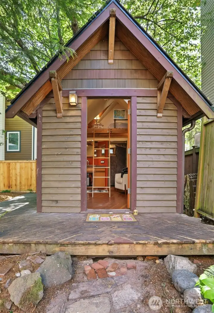 Backyard Studio!