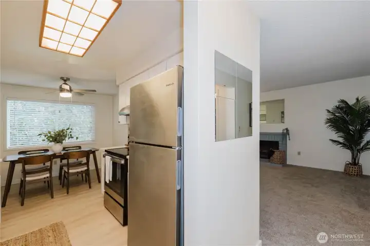 Come see this newly renovated condo for yourself! Come see this newly renovated condo for yourself!