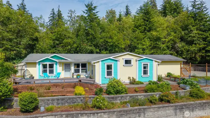 Welcome Home to 5220 Lakeside Dr in Goss Lake Community