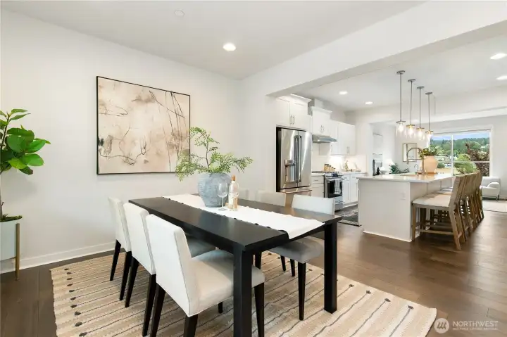 Seamless flow to dining area