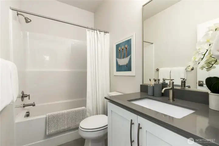Upper level bath
