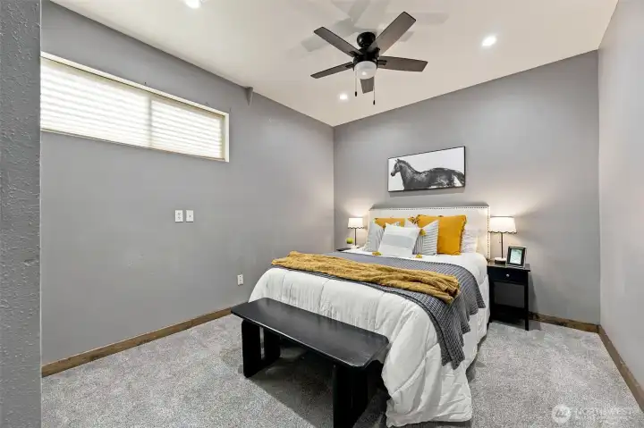 Main floor bedroom (with closet)