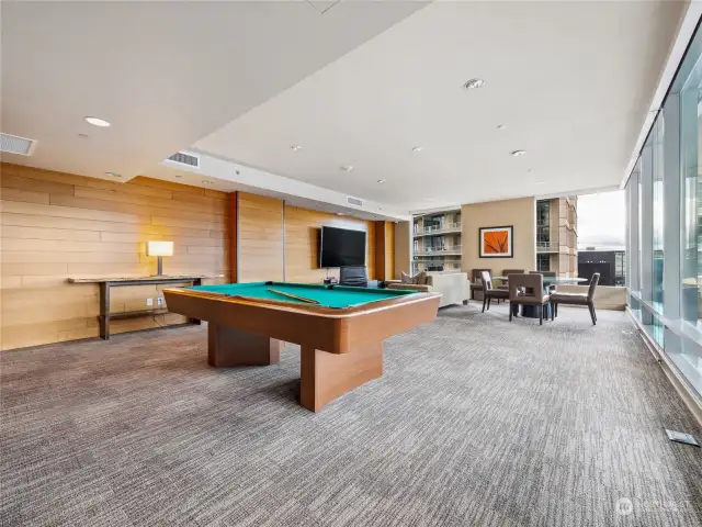 One of two exclusive resident lounges on the 18th floor, this vibrant space features a pool table, TV, and gaming area - perfect for fun and socializing.