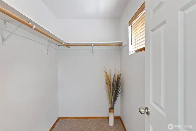 Bed 3 Walk-In