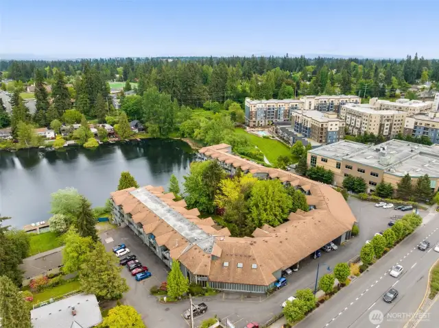Conveniently located to freeways, shopping and dining