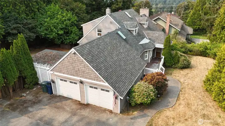 Estate on Main Street, in the heart of Bellevue.