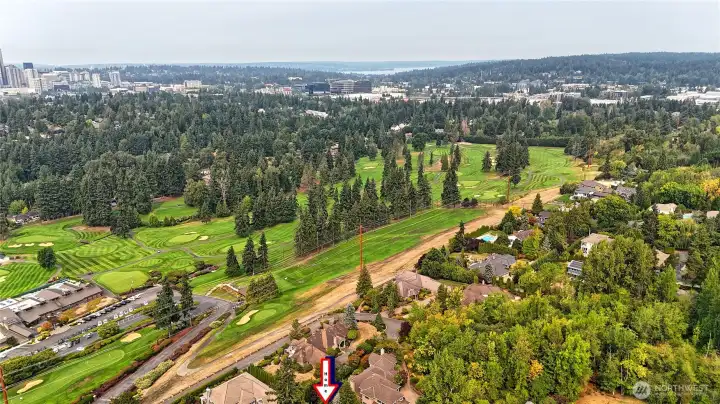 Steps away from Glendale Country Club