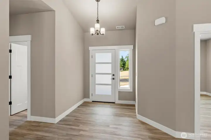 Light & Bright Entry