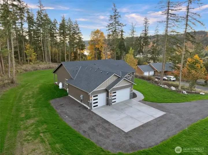 Plenty of Room for RV/Boat Parking