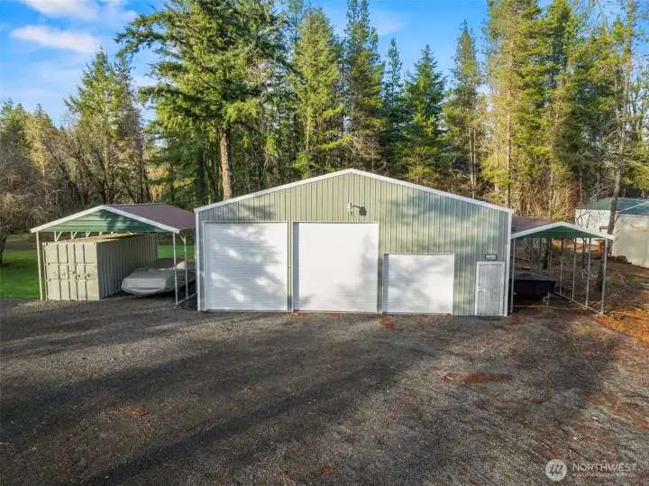 42x42 shop with woodstove, storage loft and epoxy flooring 42x42 shop with woodstove, storage loft and epoxy flooring