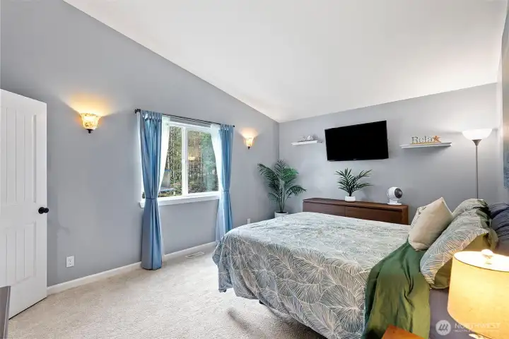 Primary Bedroom with Walk in closet and private ensuite & New Carpet