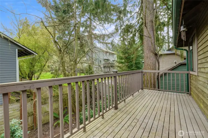 Large 2nd floor deck off primary bedroom.