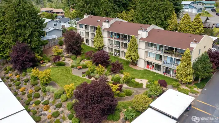 Back building is the most quiet and overlooks gorgeous landscaping.