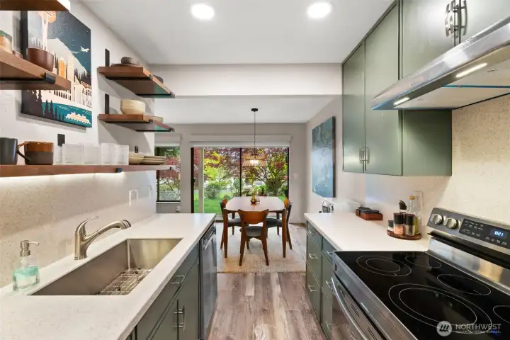 Welcome to this modern updated condo in Kingston. Tasteful updates and design throughout the entire unit.