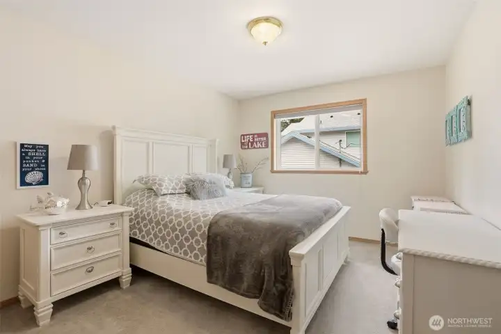 2nd bedroom upstairs 2nd bedroom upstairs