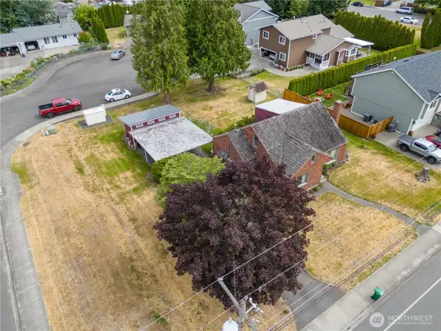 Corner lot