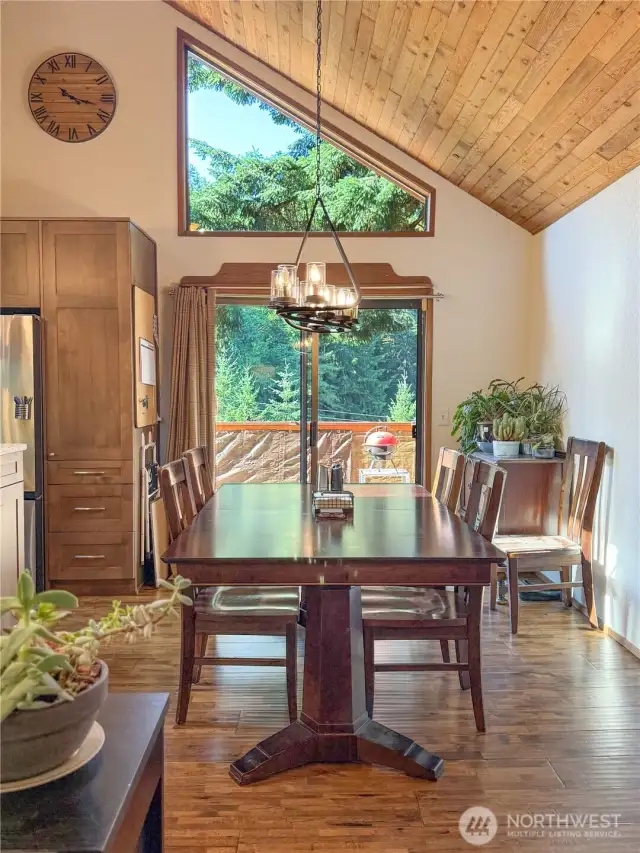Formal dining