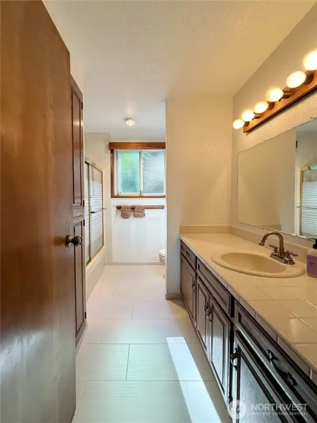 Upper full bath #2