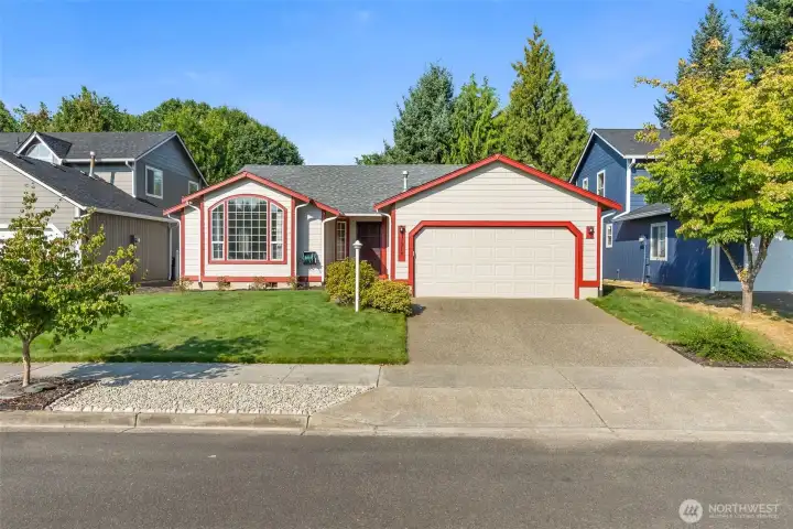 Great location close to Olympia and Lacey services, with nearby freeway access too.