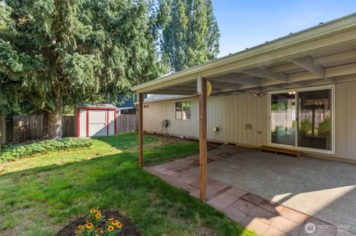 Covered patio and nice sized shed.