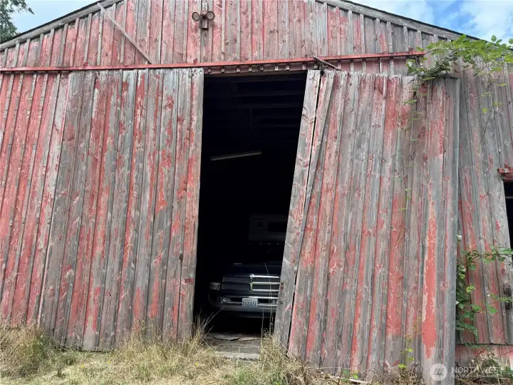 Barn