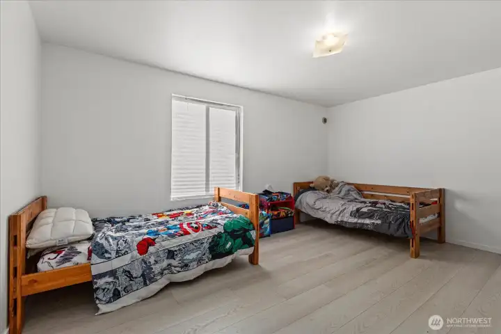 A second extremely spacious room upstairs.