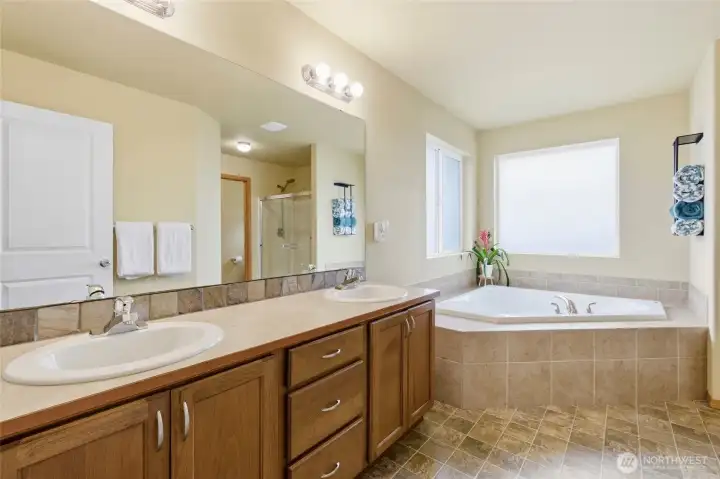 double vanity-lots of storage