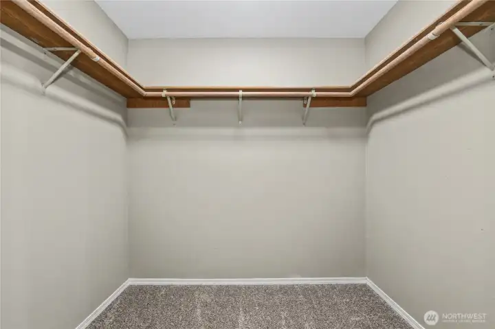 Primary Walk in Closet