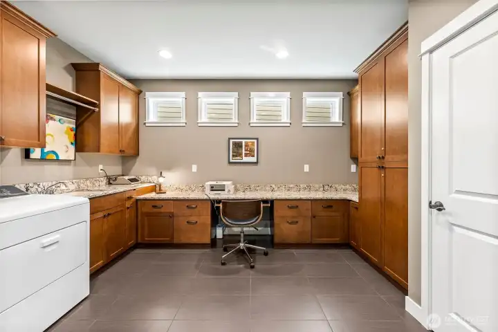 The Smart Space is awesome! Do you need an office? There's room for it all. Crafts, hobbies, and lots of storage.