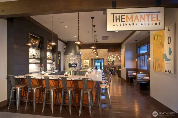 The Mantel Restaurant and Bar - Great food and legendary staff.