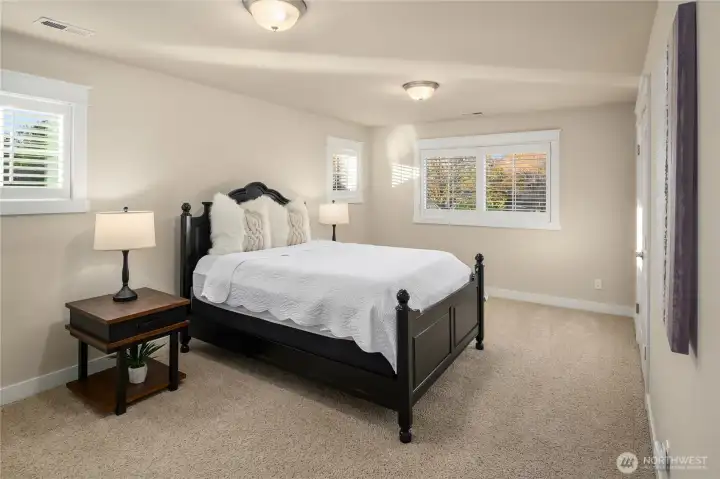 3rd of 5 secondary bedrooms