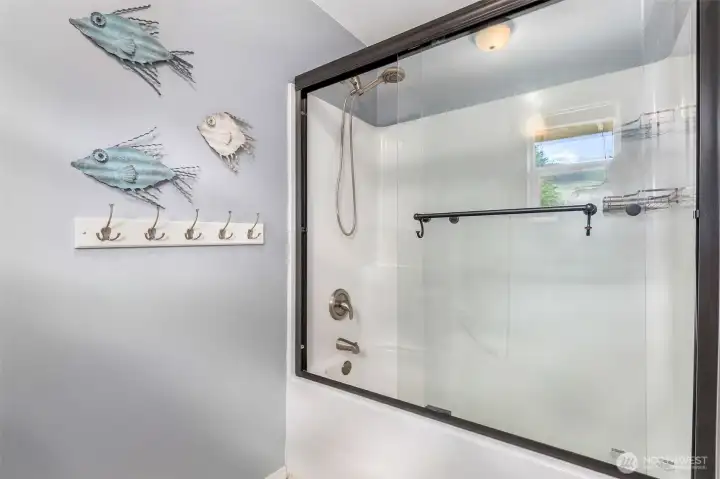 Bathroom - Upper