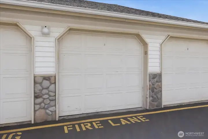 Detached single car garage Detached single car garage