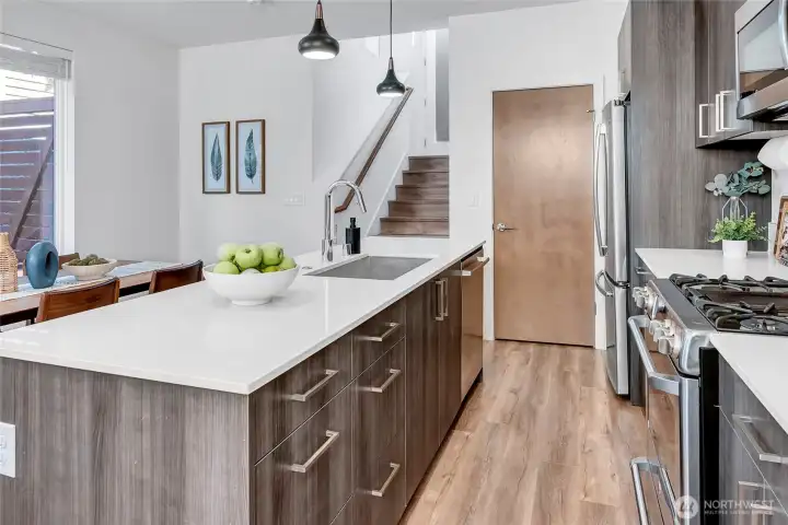 Quality Construction with Solid Core Doors Throughout the Home Quality Construction with Solid Core Doors Throughout the Home
