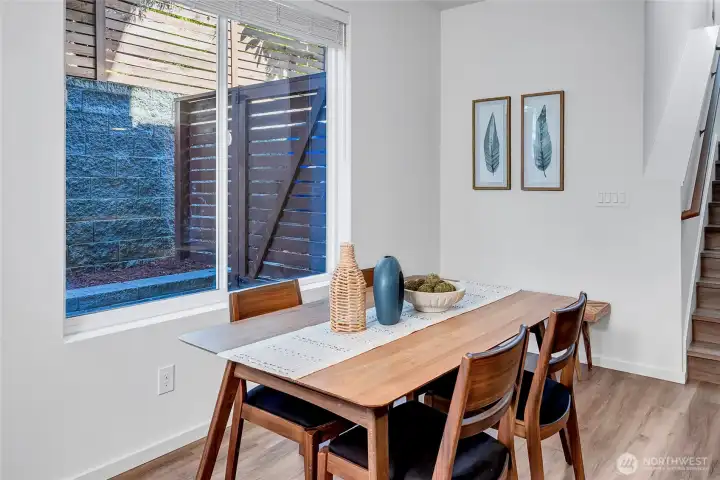 Open Dining Area Perfect for Gatherings Open Dining Area Perfect for Gatherings