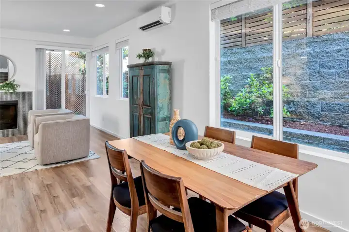 Spacious Dining Area for Everyday Living and Entertaining Spacious Dining Area for Everyday Living and Entertaining