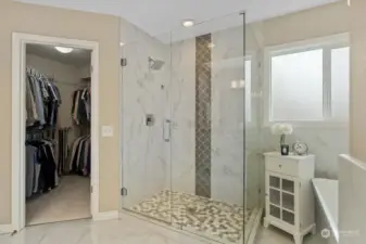 Luxury spa bathroom remodel. Shower. Amber Ridge Bothell. For Sale. Kat Hartnell Engel and Voelkers Seattle Eastside.