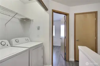 2 floor laundry.