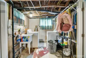 Washer Dryer (Shared)