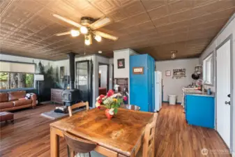 Open floorplan with view to kitchen