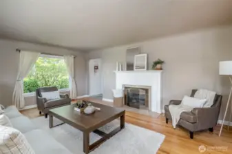 You can imagine your early mornings spent here over looking your yard and enjoying this light-filling living room.