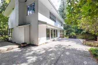 There is a large back patio with firepit at the back of the home.