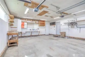 spacious garage