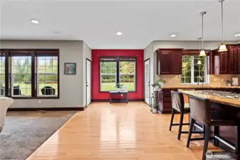 There's that breakfast table space again and...