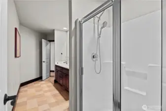 3/4 bath is between the bedroom & the hallway
