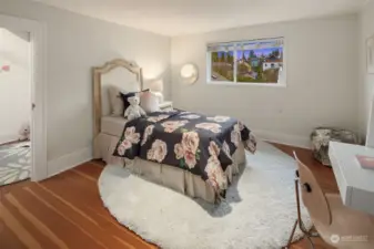 UL - Bedroom 5