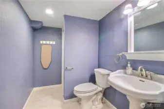 Basement 3/4 bathrooms.