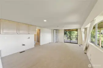 Lower Level with New Carpet and 3/4 Bathroom
