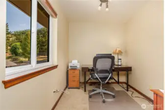 Office / den