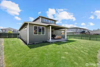 Large fully fenced yard!